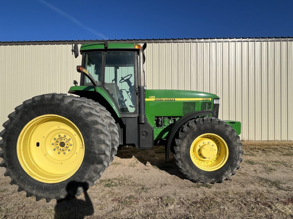 Premier John Deere Collector Tractor Auction - Westra Auction Land ...